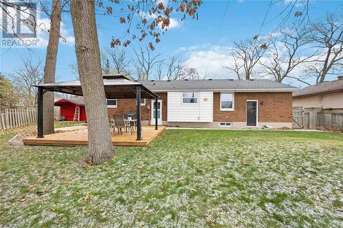 1197 Thomas Drive, Sarnia, ON - Outdoor