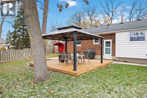 1197 Thomas Drive, Sarnia, ON - Outdoor