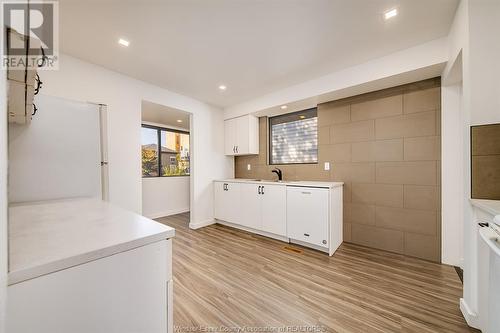 1172 Goyeau Street, Windsor, ON - Indoor Photo Showing Kitchen