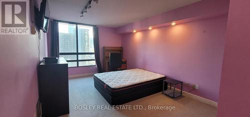 1606 - 77 Carlton Street, Toronto, ON - Indoor Photo Showing Bedroom