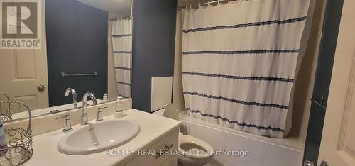 1606 - 77 Carlton Street, Toronto, ON - Indoor Photo Showing Bathroom