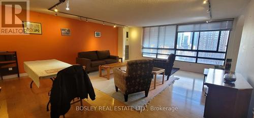 1606 - 77 Carlton Street, Toronto, ON - Indoor