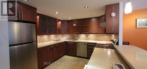 1606 - 77 Carlton Street, Toronto, ON - Indoor Photo Showing Kitchen With Stainless Steel Kitchen With Upgraded Kitchen