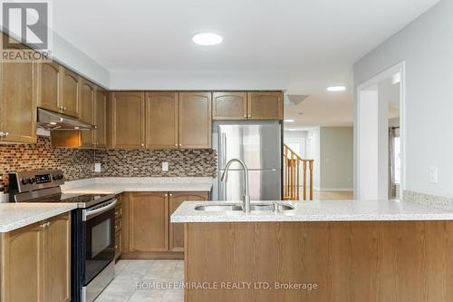 13 Nutwood Way, Brampton, ON - Indoor Photo Showing Kitchen With Double Sink With Upgraded Kitchen