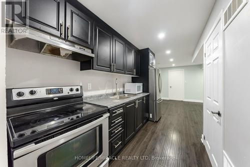 13 Nutwood Way, Brampton, ON - Indoor Photo Showing Kitchen