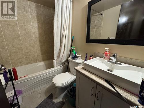 8 511 Studer Street, La Ronge, SK - Indoor Photo Showing Bathroom