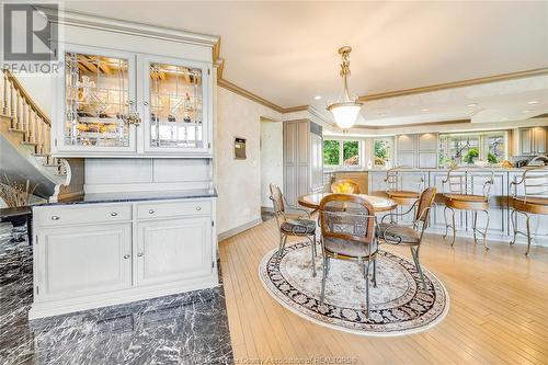 13018 Riverside Drive, Tecumseh, ON - Indoor Photo Showing Dining Room