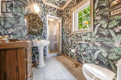 13018 Riverside Drive, Tecumseh, ON - Indoor Photo Showing Bathroom