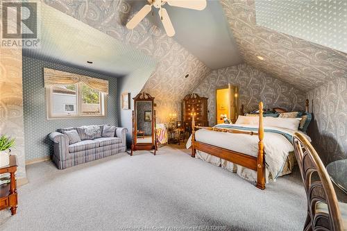 13018 Riverside Drive, Tecumseh, ON - Indoor Photo Showing Bedroom