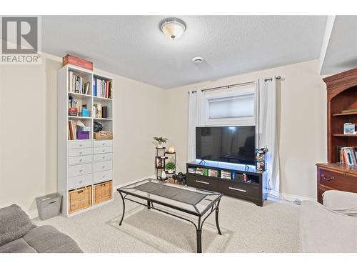 801 20 Street Ne Unit# 36, Salmon Arm, BC - Indoor Photo Showing Other Room