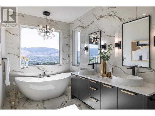 709 Carleton Street, Kelowna, BC - Indoor Photo Showing Bathroom