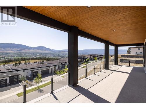 709 Carleton Street, Kelowna, BC - Outdoor With View With Exterior