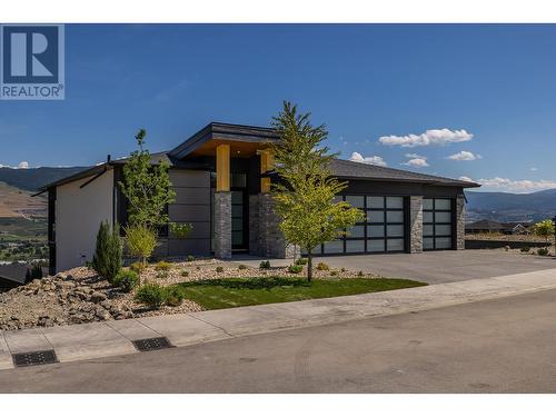 709 Carleton Street, Kelowna, BC - Outdoor