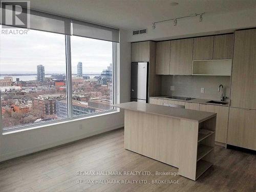 2309 - 20 Tubman Avenue, Toronto, ON - Indoor Photo Showing Kitchen