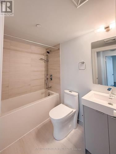 2920 Highway 7 W, Vaughan, ON - Indoor Photo Showing Bathroom