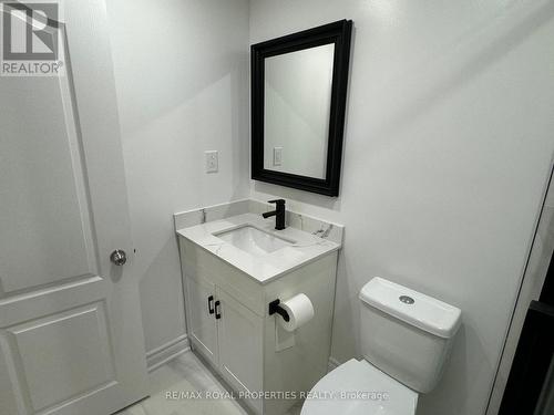 35 Vettese Court, Markham, ON - Indoor Photo Showing Bathroom