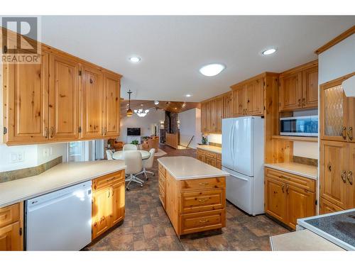 120 Panorama Ridge Road, Penticton, BC - Indoor Photo Showing Kitchen