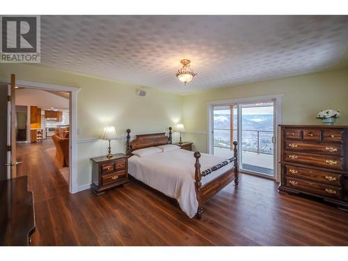 120 Panorama Ridge Road, Penticton, BC - Indoor Photo Showing Bedroom