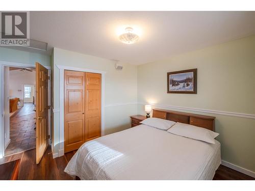 120 Panorama Ridge Road, Penticton, BC - Indoor Photo Showing Bedroom