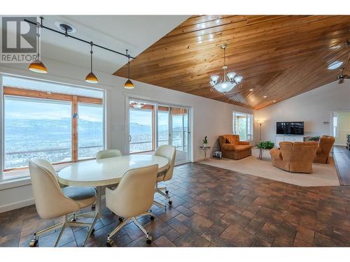 120 Panorama Ridge Road, Penticton, BC - Indoor Photo Showing Dining Room