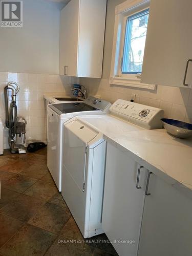 Main - 5959 Ladyburn Crescent, Mississauga, ON - Indoor Photo Showing Laundry Room