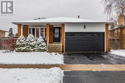 1056 DOWLAND CRESCENT  Burlington, ON L7T 4C8