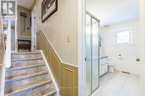 1056 Dowland Crescent, Burlington, ON - Indoor