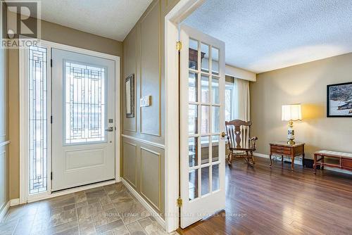 1056 Dowland Crescent, Burlington, ON - Indoor Photo Showing Other Room