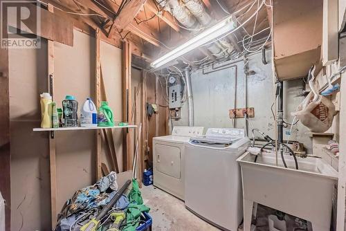 2622 42 Street Se, Calgary, AB - Indoor Photo Showing Laundry Room