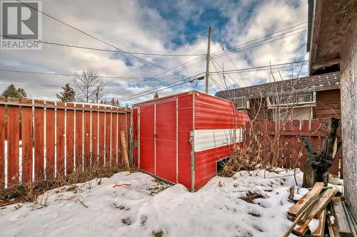 2622 42 Street Se, Calgary, AB - Outdoor