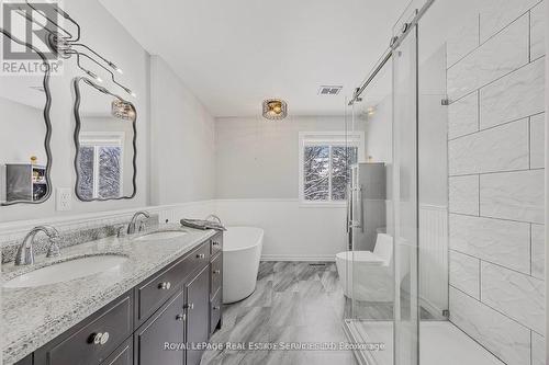 83 Frederick Drive, Wasaga Beach, ON - Indoor Photo Showing Bathroom