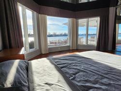 Master bedroom - 