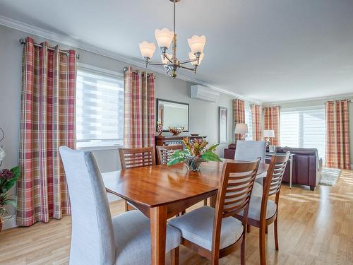 Dining room - 201-1500 Av. Du Golf, Saint-Hyacinthe, QC - Indoor Photo Showing Dining Room