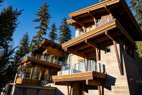 5-2080 Mackenzie Court, Revelstoke, BC - Outdoor