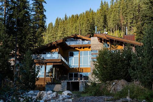 5-2080 Mackenzie Court, Revelstoke, BC - Outdoor