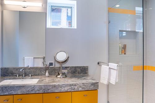 5-2080 Mackenzie Court, Revelstoke, BC - Indoor Photo Showing Bathroom