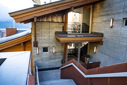 5-2080 Mackenzie Court, Revelstoke, BC - Outdoor With Exterior