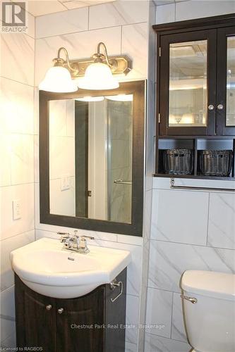 319 Berford Street, South Bruce Peninsula, ON - Indoor Photo Showing Bathroom