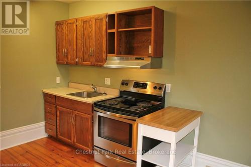 319 Berford Street, South Bruce Peninsula, ON - Indoor Photo Showing Kitchen