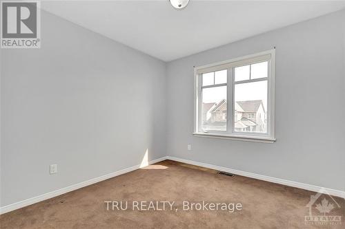 238 Calaveras Avenue, Ottawa, ON - Indoor Photo Showing Other Room