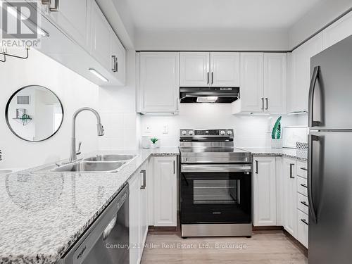 628 - 230 Queens Quay W, Toronto (Waterfront Communities), ON - Indoor Photo Showing Kitchen With Double Sink With Upgraded Kitchen