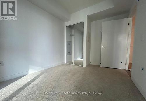 2421 - 234 Simcoe Street, Toronto, ON - Indoor Photo Showing Other Room