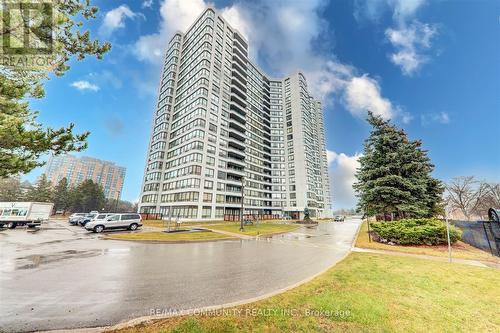 509 - 300 Alton Towers Circle, Toronto, ON - Outdoor With Facade