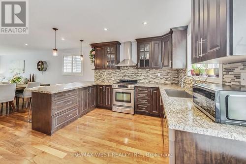 2262 Springfield Court, Mississauga, ON - Indoor Photo Showing Kitchen With Upgraded Kitchen