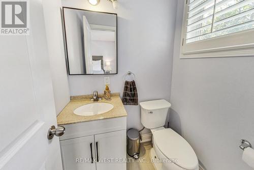 2262 Springfield Court, Mississauga, ON - Indoor Photo Showing Bathroom