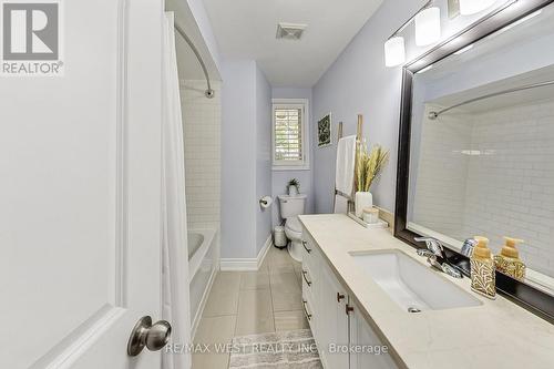 2262 Springfield Court, Mississauga, ON - Indoor Photo Showing Bathroom