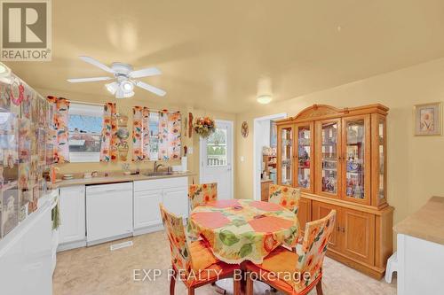 194 Furnival Road, West Elgin, ON - Indoor Photo Showing Dining Room