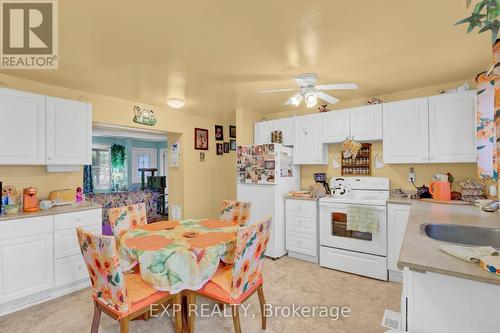 194 Furnival Road, West Elgin, ON - Indoor Photo Showing Kitchen