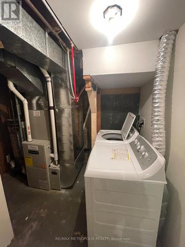 Bsmt - 7037 Venus Crescent, Niagara Falls, ON - Indoor Photo Showing Laundry Room