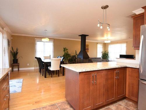 Kitchen - 7525 Rue Latouche, Brossard, QC - Indoor